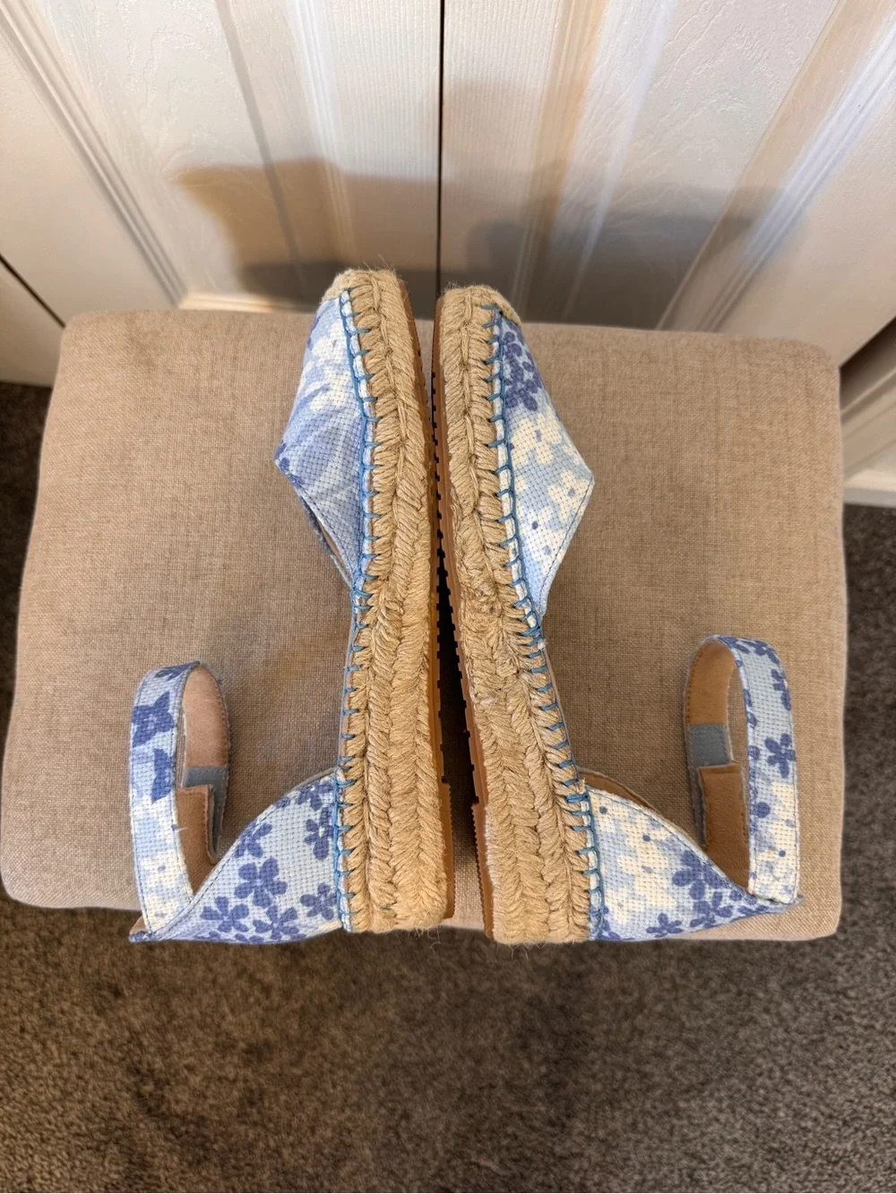 SOUL Naturalizer Women's Blue Floral Espadrille Wedge Ankle Velcro Sandals Sz 6W